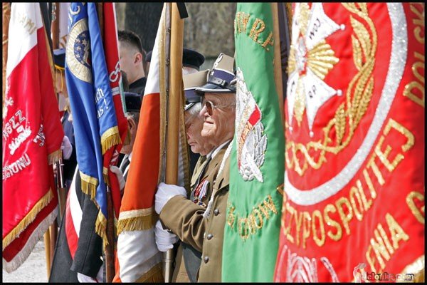 na-stos-cia-rzucili-polski-los-video-27001