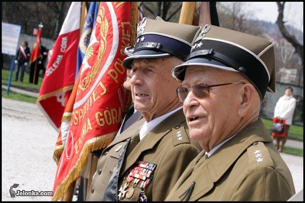 na-stos-cia-rzucili-polski-los-video-27001