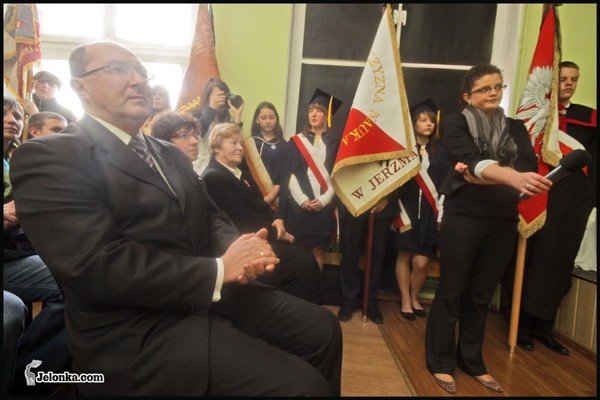 na-stos-cia-rzucili-polski-los-video-27001