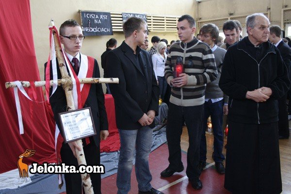 modziez-jestesmy-osieroceni-27062