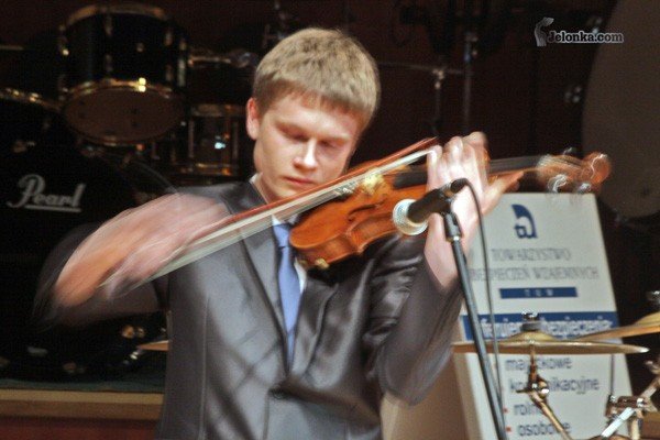 muzycznie-i-lirycznie-dla-pracowni-informatycznej-27117
