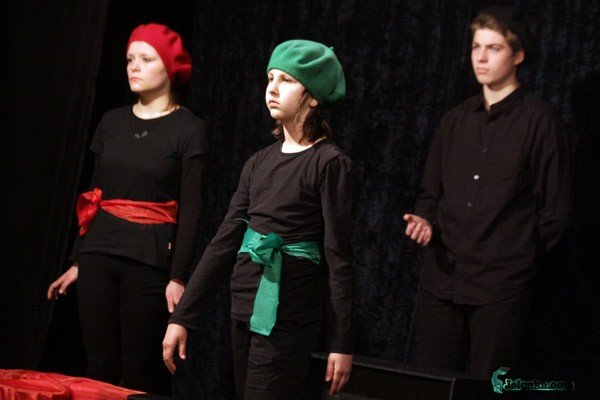 sceniczny-boj-o-awans-na-dziatwe-27130