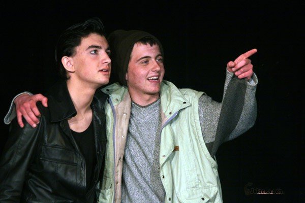 na-zabobrzu-odzy-elvis-presley-27155