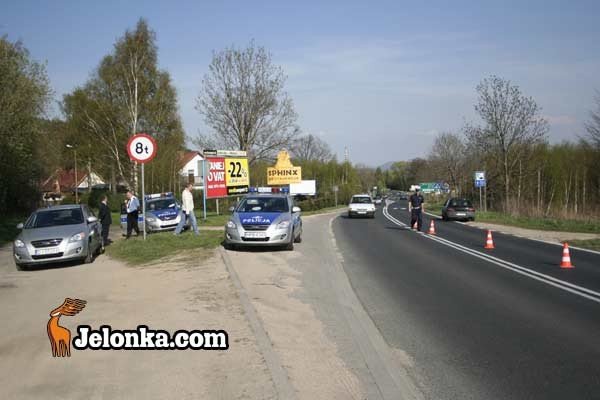 zatrzymujac-sie-do-kontroli-potraci-policjanta-27299