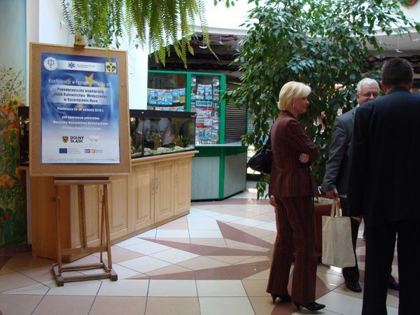 ratownicy-medyczni-wymieniaja-doswiadczenia-27327