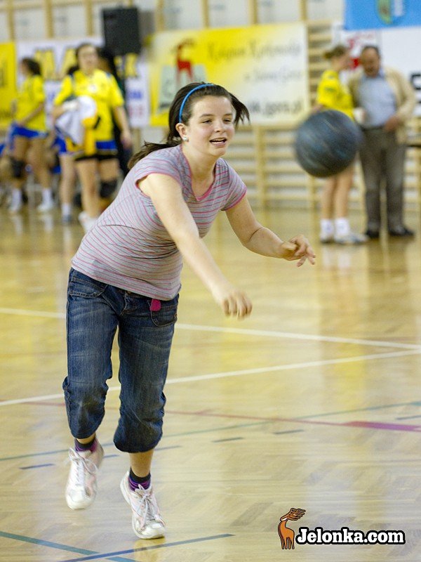 burmistrz-karpacza-bramkarzem-vitaralu-jelfy-foto-27349