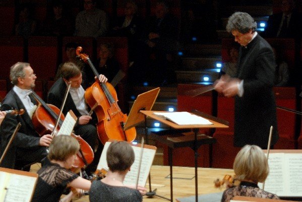 filharmonicy-pamietaja-o-stefanie-strahlu-27352