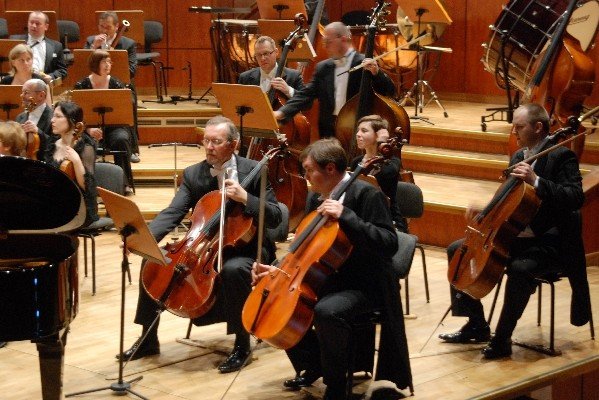 filharmonicy-pamietaja-o-stefanie-strahlu-27352