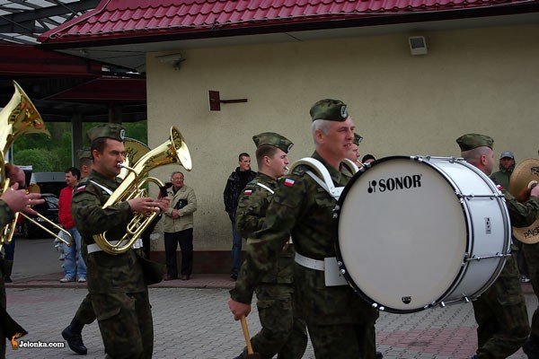 wojsko-wojsko-maszeruje-wojsko-27649