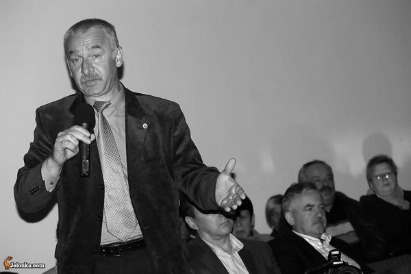 szansa-w-cieniu-cietrzewia-27655