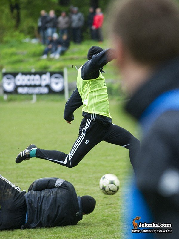 gks-bechatow-trenowa-na-boisku-kksu-27709