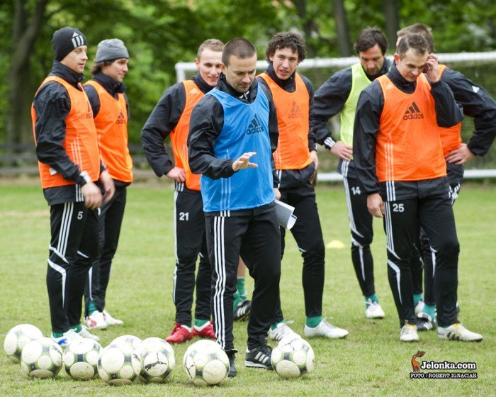 gks-bechatow-trenowa-na-boisku-kksu-27709