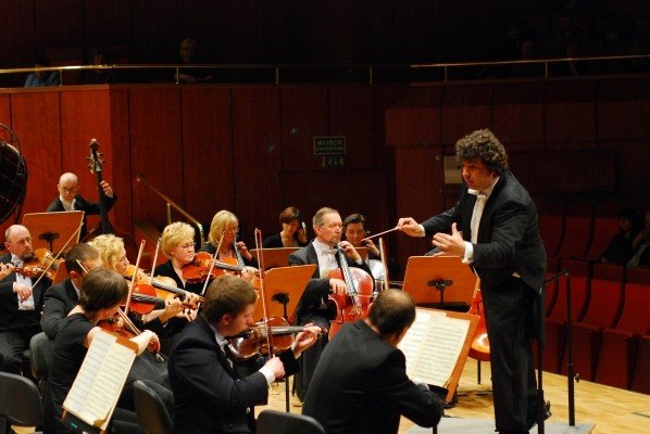 filharmonia-mozartem-brzmiaca-27777