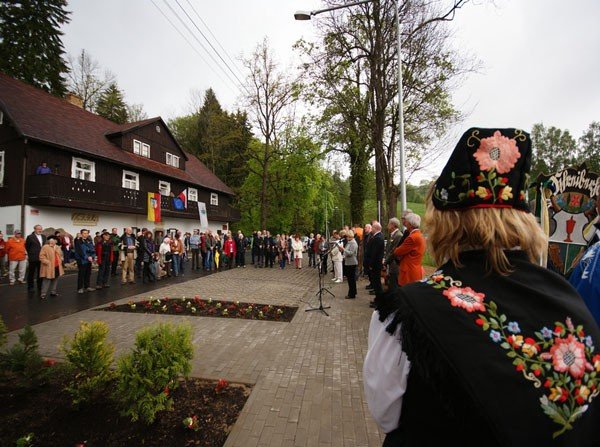 kamien-symbolem-przyjazni-27808