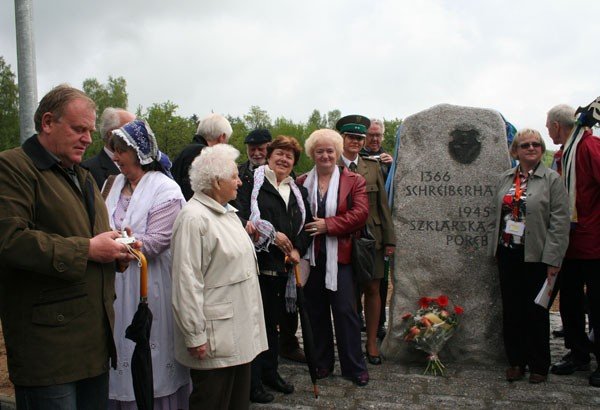 kamien-symbolem-przyjazni-27808