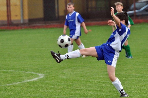 Młodzicy KKS w meczu z Piastem Zawidów