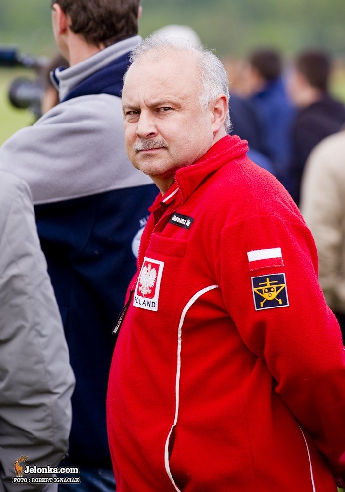 mistrzowie-lotnictwa-na-jeleniogorskim-lotnisku-27912