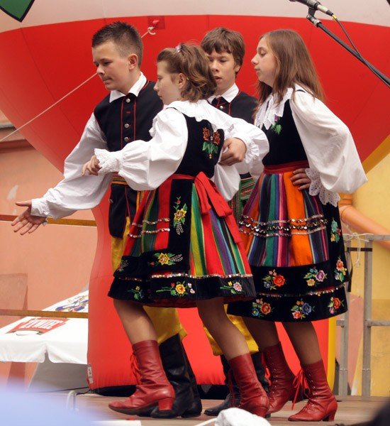 kolorowy-zwierzyniec-pod-ratuszem-27921