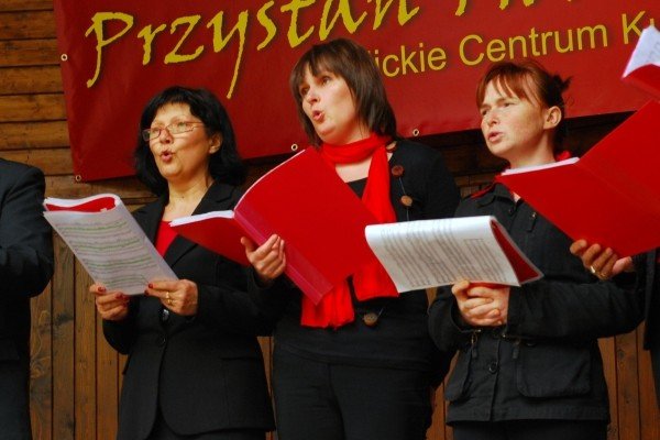 cieplice-z-kwiatami-i-glinoludami-27928