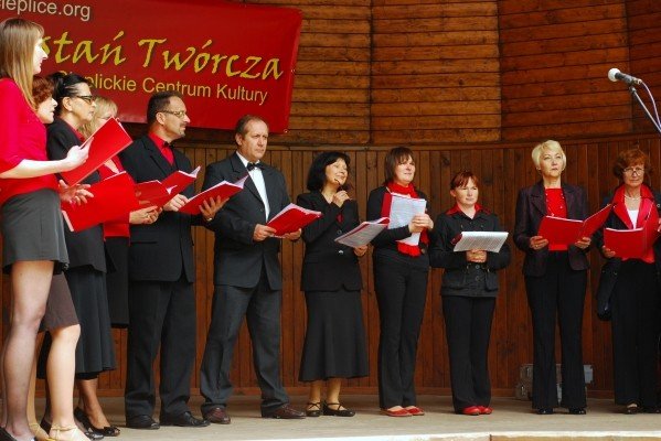 cieplice-z-kwiatami-i-glinoludami-27928