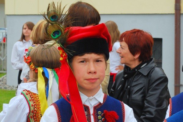 rodzinnie-na-festynie-u-ksiedza-steca-27955