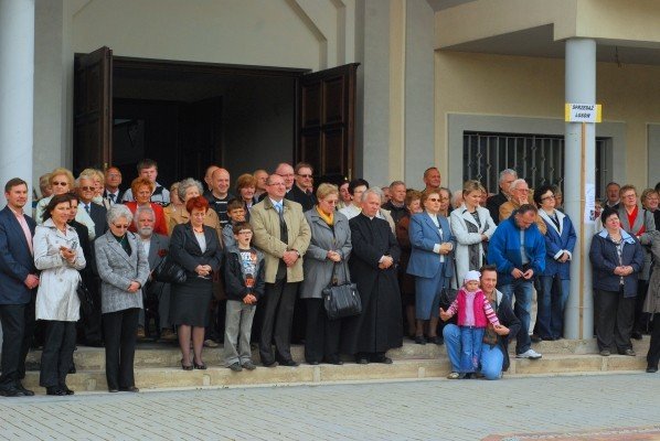 rodzinnie-na-festynie-u-ksiedza-steca-27955