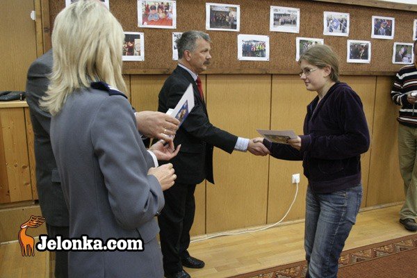 znaja-chwyty-na-bandytow-27971