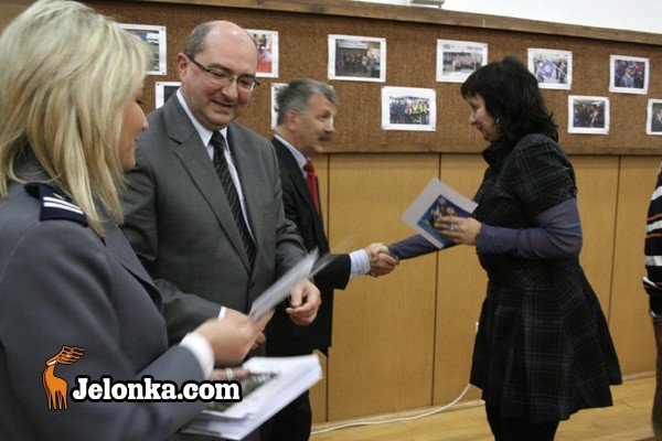 znaja-chwyty-na-bandytow-27971