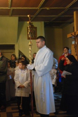 deszcz-zmy-procesje-na-boze-ciao-28017