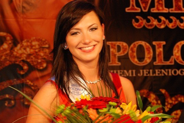 krolowa-lokalnych-pieknosci-ukoronowana-28051