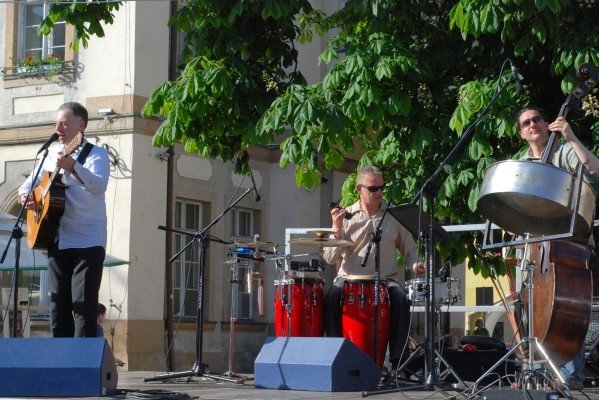 soneczne-rozpoczecie-ratuszowego-lata-28060