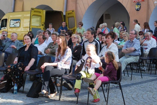 soneczne-rozpoczecie-ratuszowego-lata-28060