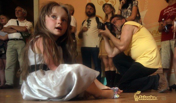 arka-odpynea-wsrod-oklaskow-i-w-pocie-czoa-video-28061