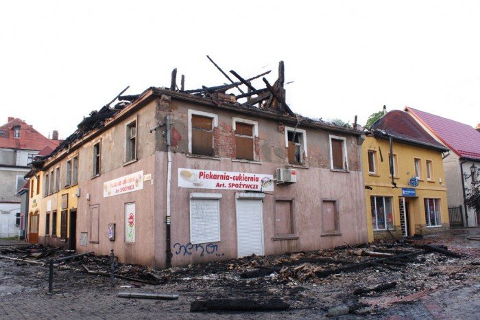 grozny-pozar-wskutek-burzy-28101