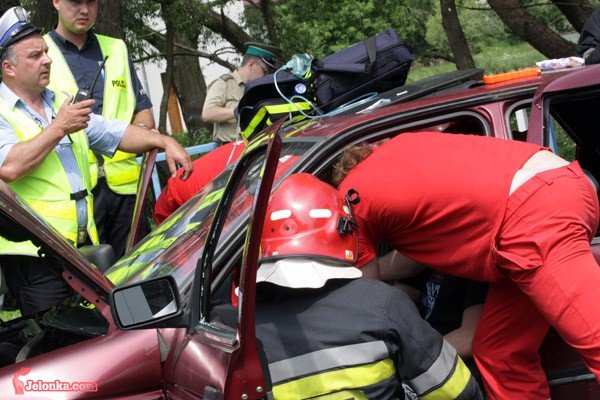 bardzo-grozny-wypadek-pozorowany-28131