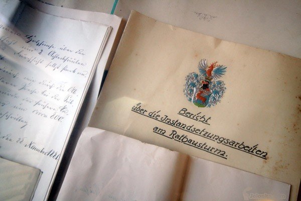 cenne-monety-w-rekach-rabusiow-28132