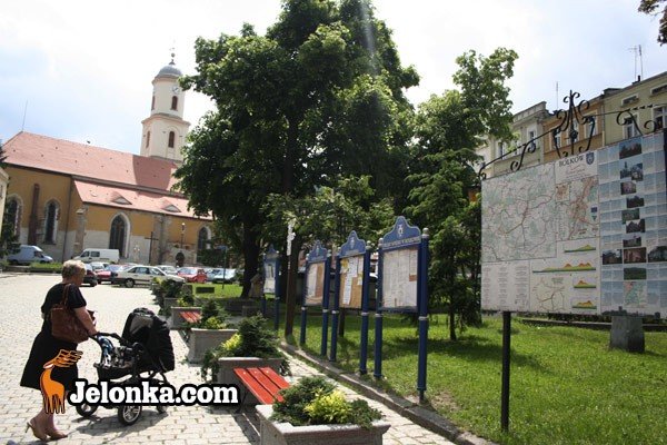 miodowa-feta-w-cieniu-ruin-warowni-28144