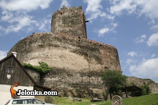 miodowa-feta-w-cieniu-ruin-warowni-28144
