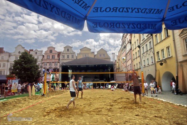 rynek-z-widokiem-na-morze-28168