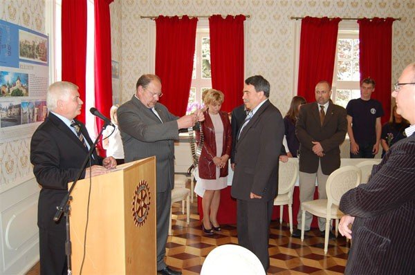 rotarianie-maja-nowego-prezydenta-28319