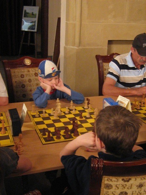 szachisci-zagrali-o-puchar-karkonoszy-28428
