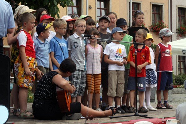 poczatek-bezpiecznych-wakacji-przy-ratuszu-28559