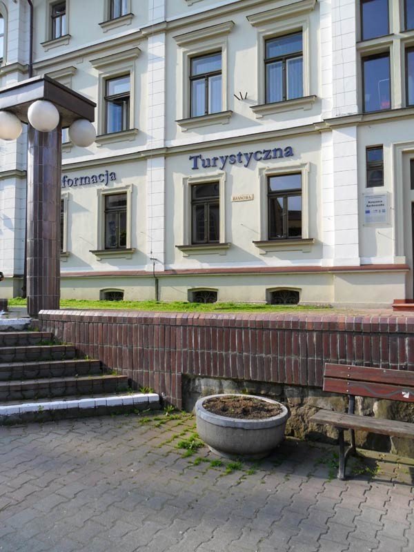 niszcza-klomby-depcza-rabaty-28640