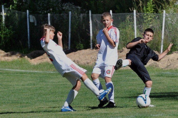 jeleniogorzanie-grali-z-partizanem-28679