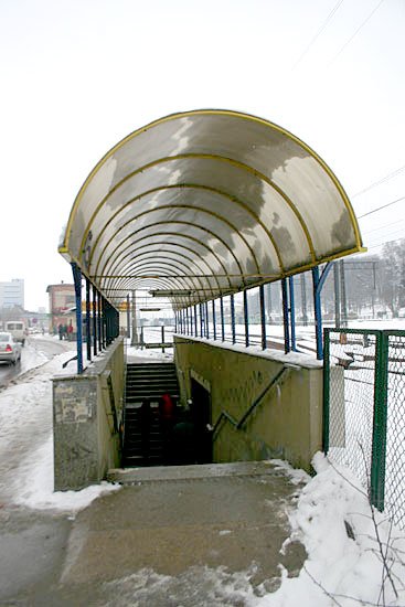 wstyd-w-tunelu-2874