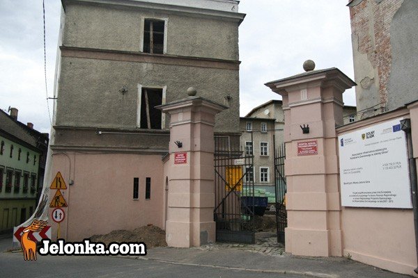 budowa-centrum-ksztacenia-idzie-pena-para-28883