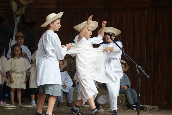 wjazd-matoka-do-muszli-koncertowej-28939