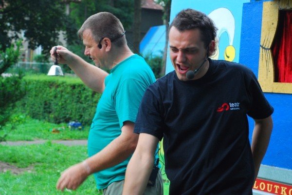podworka-teatrem-zaczarowane-28985