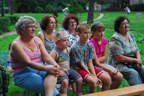 podworka-teatrem-zaczarowane-28985