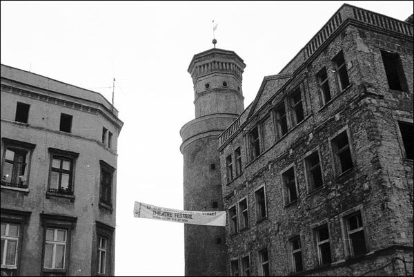 radosc-pilnie-potrzebna-da-ja-teatr-uliczny-29010
